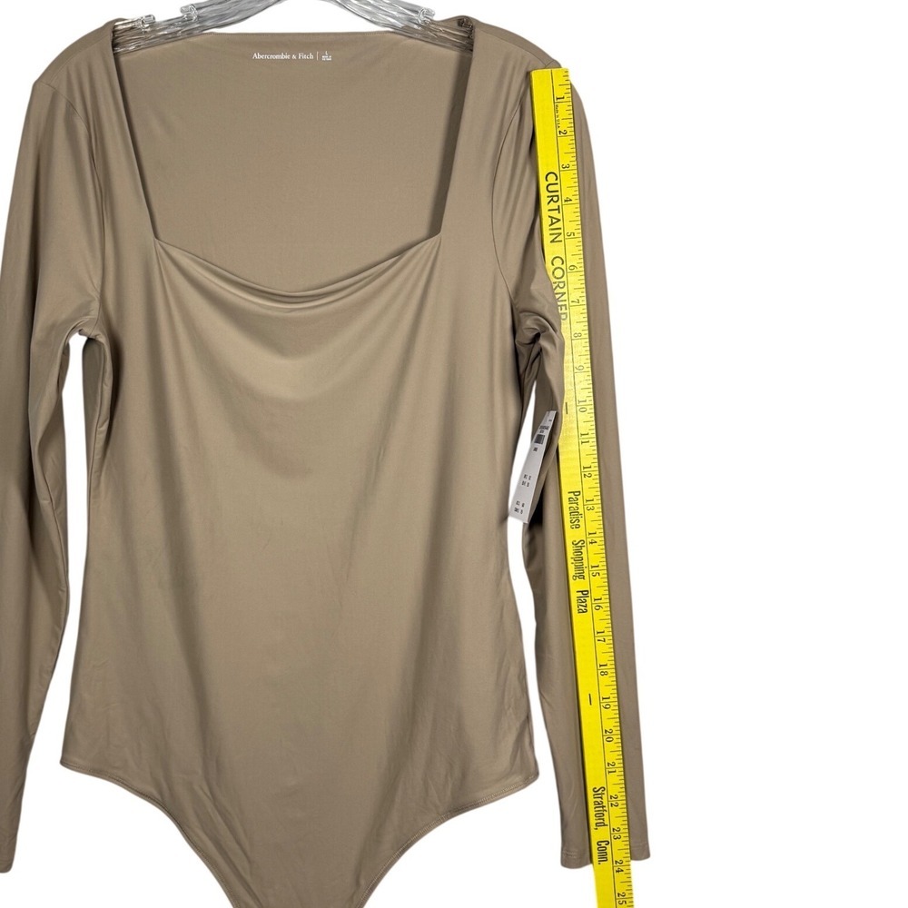 NWT Abercrombie & Fitch Long Sleeve Square Neck Bodysuit Tan Beige Size Large - Picture 3 of 11
